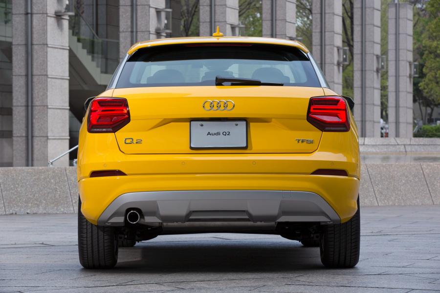  Audi Q2 TFSI Quattro Sport 2017 года  (JP) (фото 5 из 25)